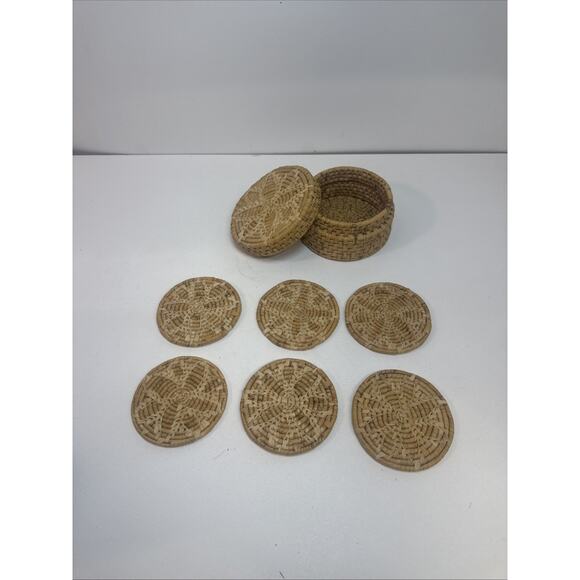 VTG Set 6 Woven Boho Drink COASTERS In BASKET Holder Tiki Decor Bamboo Rattan - Picture 1 of 10
